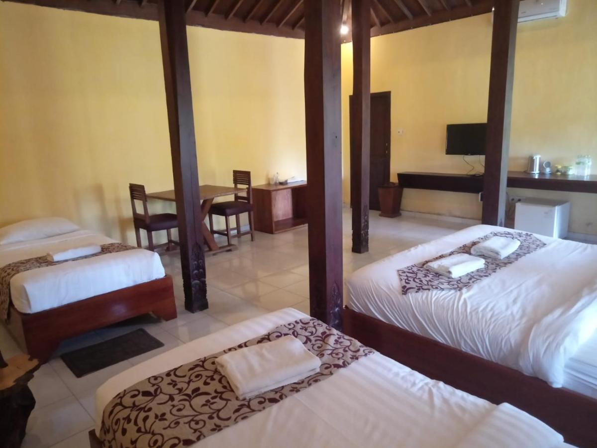 Kampoeng Joglo Ijen Villa Banyuwangi  Buitenkant foto