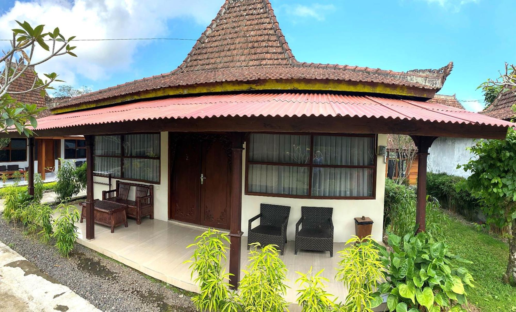 Kampoeng Joglo Ijen Villa Banyuwangi  Buitenkant foto