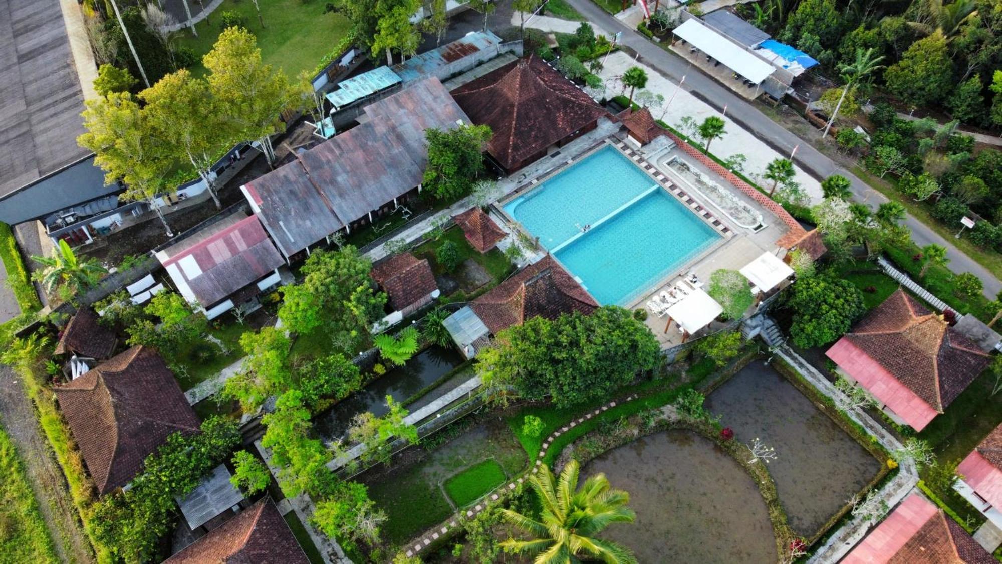 Kampoeng Joglo Ijen Villa Banyuwangi  Buitenkant foto