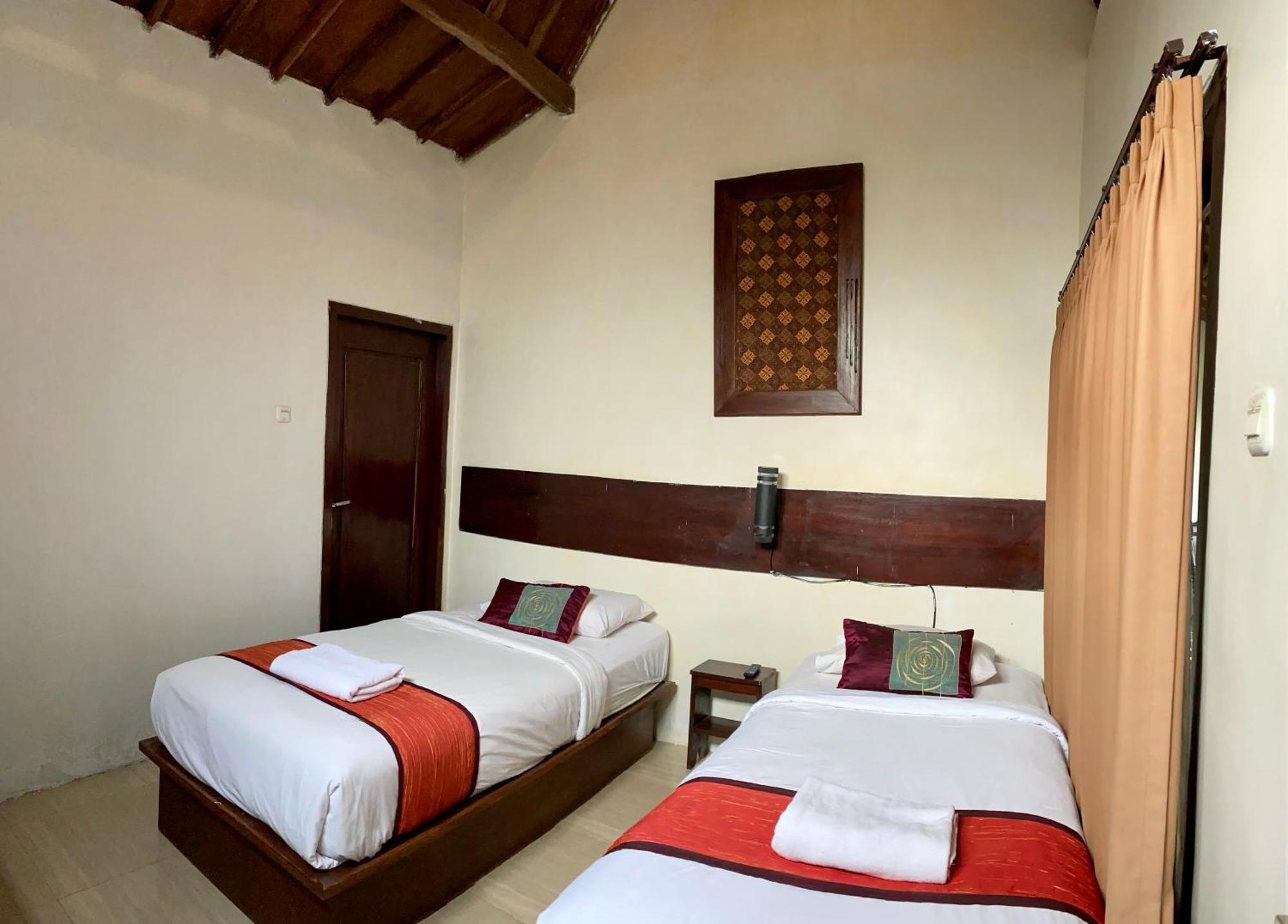 Kampoeng Joglo Ijen Villa Banyuwangi  Kamer foto